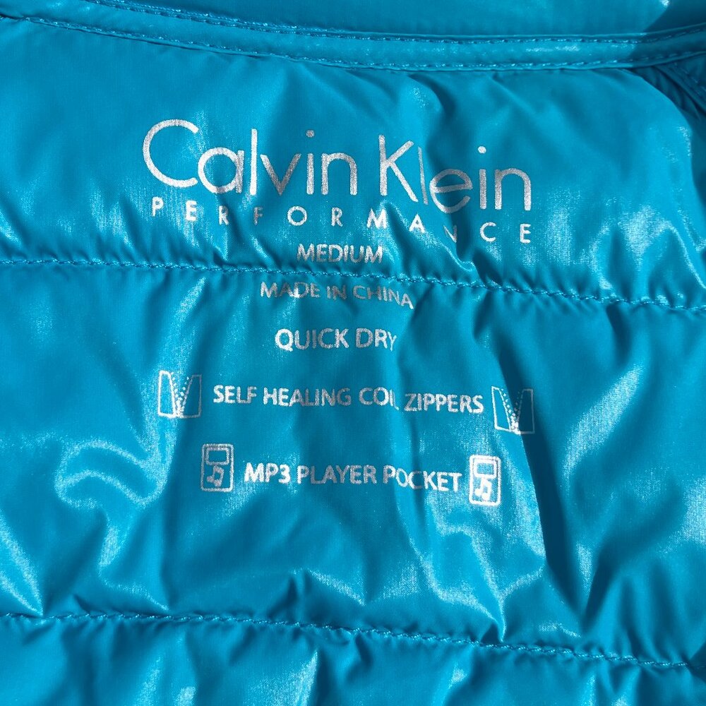 NWTđCalvin Klein Performance Puffer Jacket - Medium - Picture 9 of 10